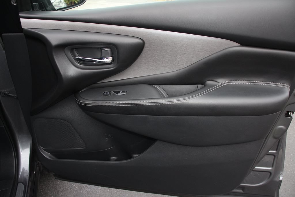 Used 2023 Nissan Murano SV FWD image 27