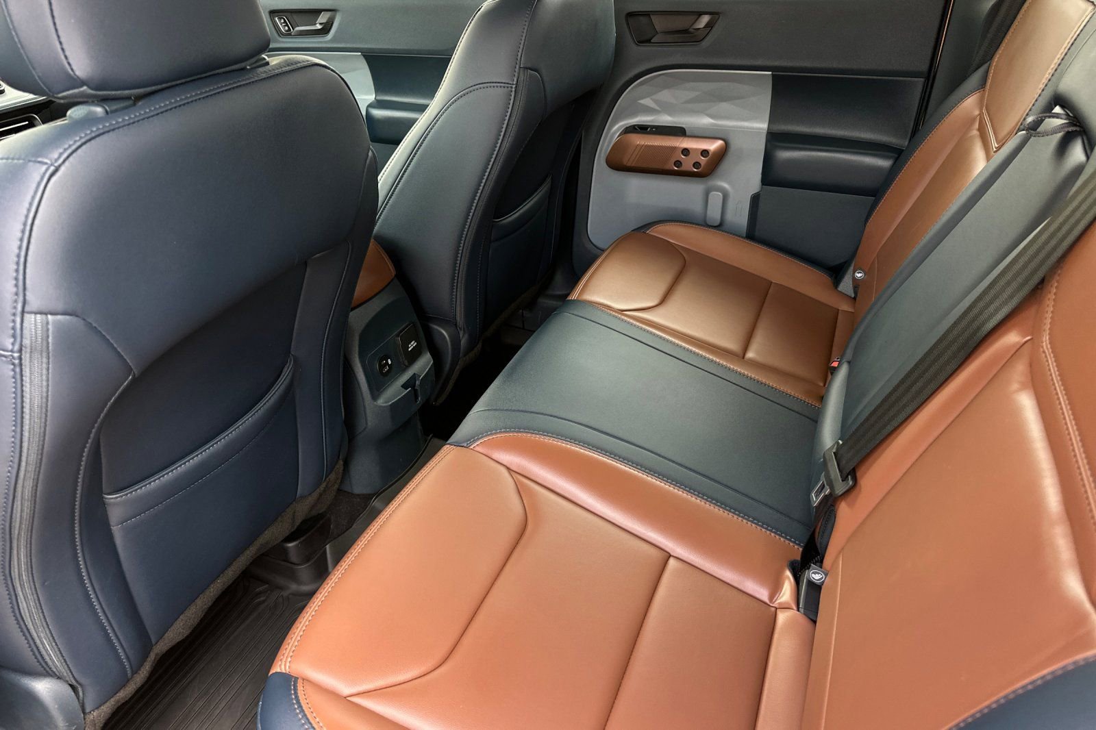 Certified 2023 Ford Maverick Lariat w/ Lariat Luxury Package AWD/4WD image 11