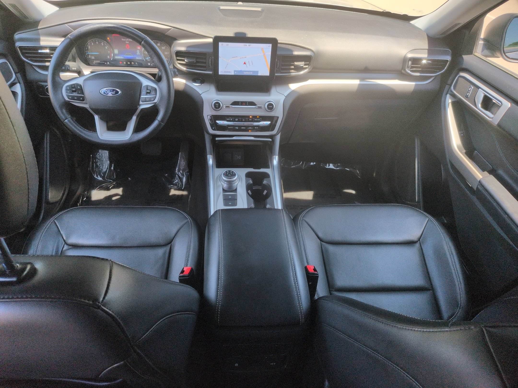 Certified 2023 Ford Explorer XLT w/ Equipment Group 202A RWD image 31