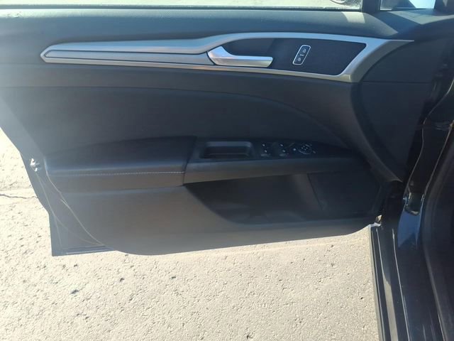 Certified 2020 Ford Fusion SE image 11