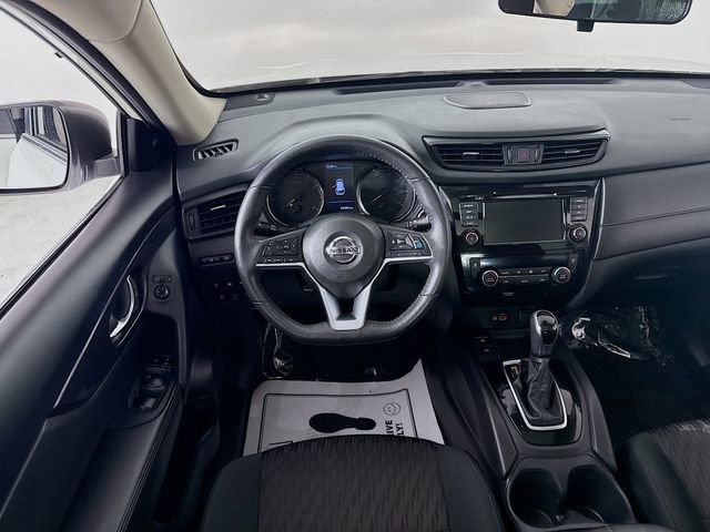 Used 2020 Nissan Rogue SV w/ Sun & Sound Touring Package image 24