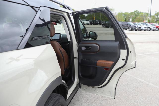 Certified 2025 Ford Bronco Sport Outer Banks w/ Outer Banks Tech Package+ AWD/4WD image 28