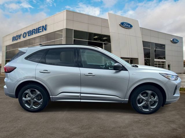 Certified 2024 Ford Escape ST-Line w/ Tech Pack #1 AWD/4WD image 6