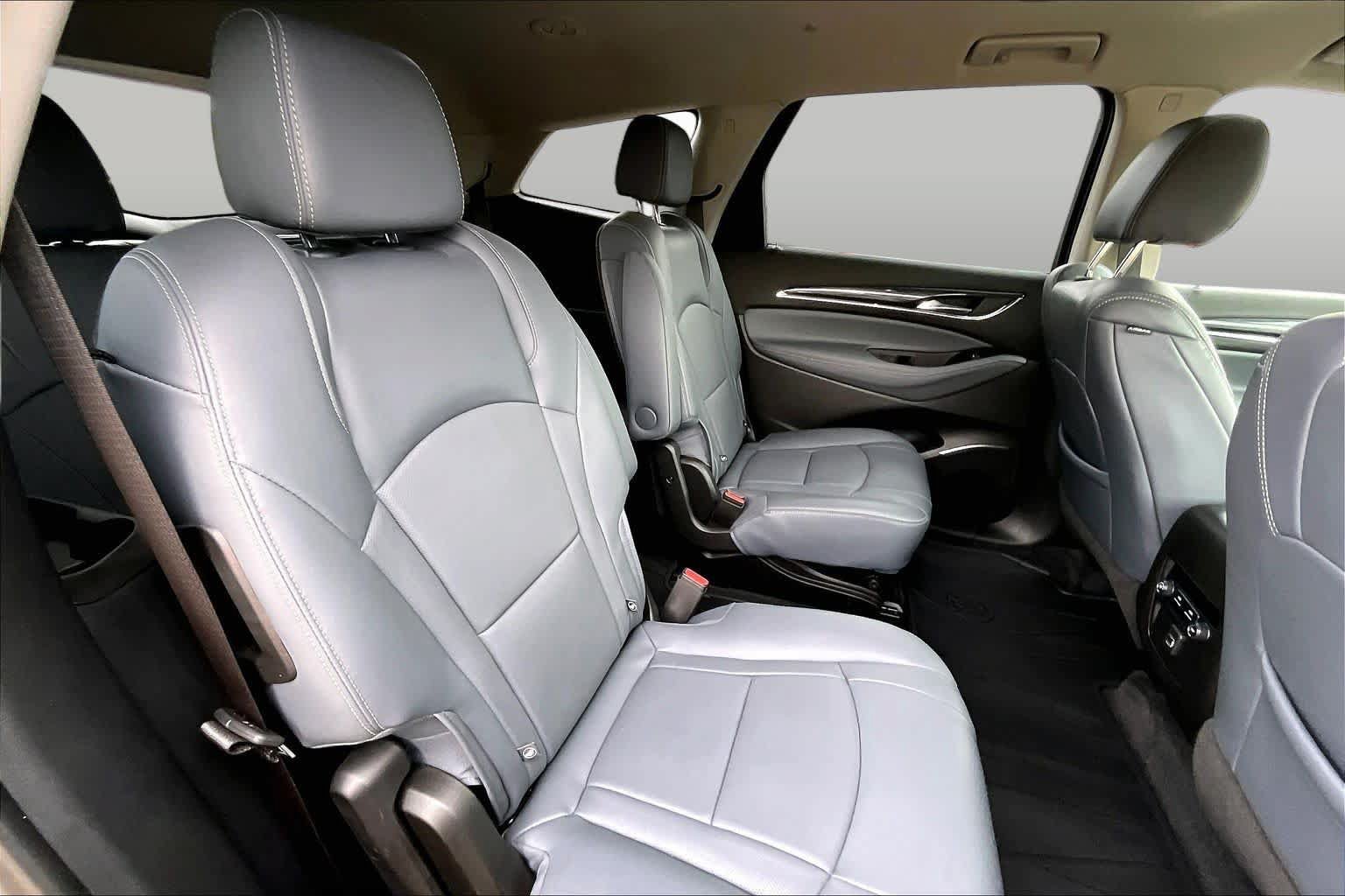 Used 2020 Buick Enclave Essence FWD image 20