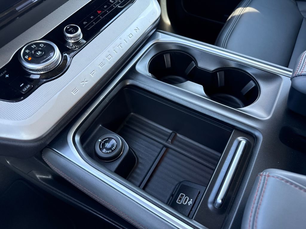 Certified 2025 Ford Expedition Max Active RWD image 24