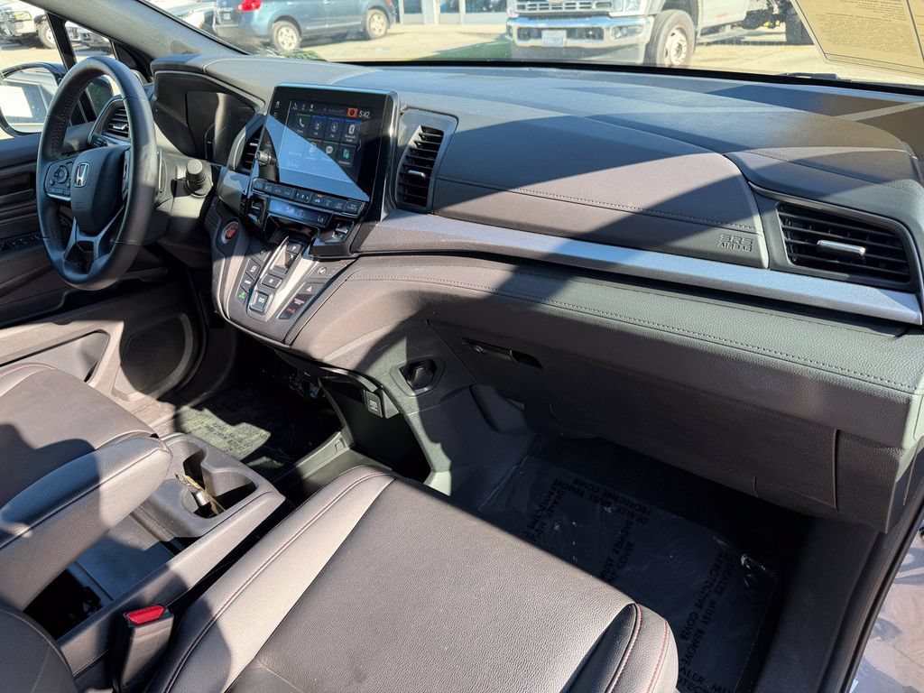 Used 2024 Honda Odyssey Sport image 10