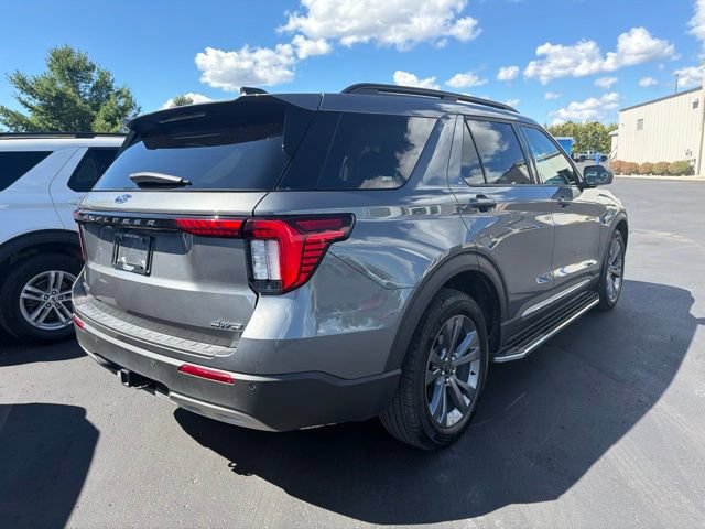 Certified 2025 Ford Explorer Active w/ Active Comfort Package AWD/4WD image 17