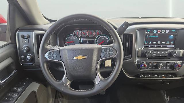 Used 2018 Chevrolet Silverado 1500 LT w/ All Star Edition AWD/4WD image 11