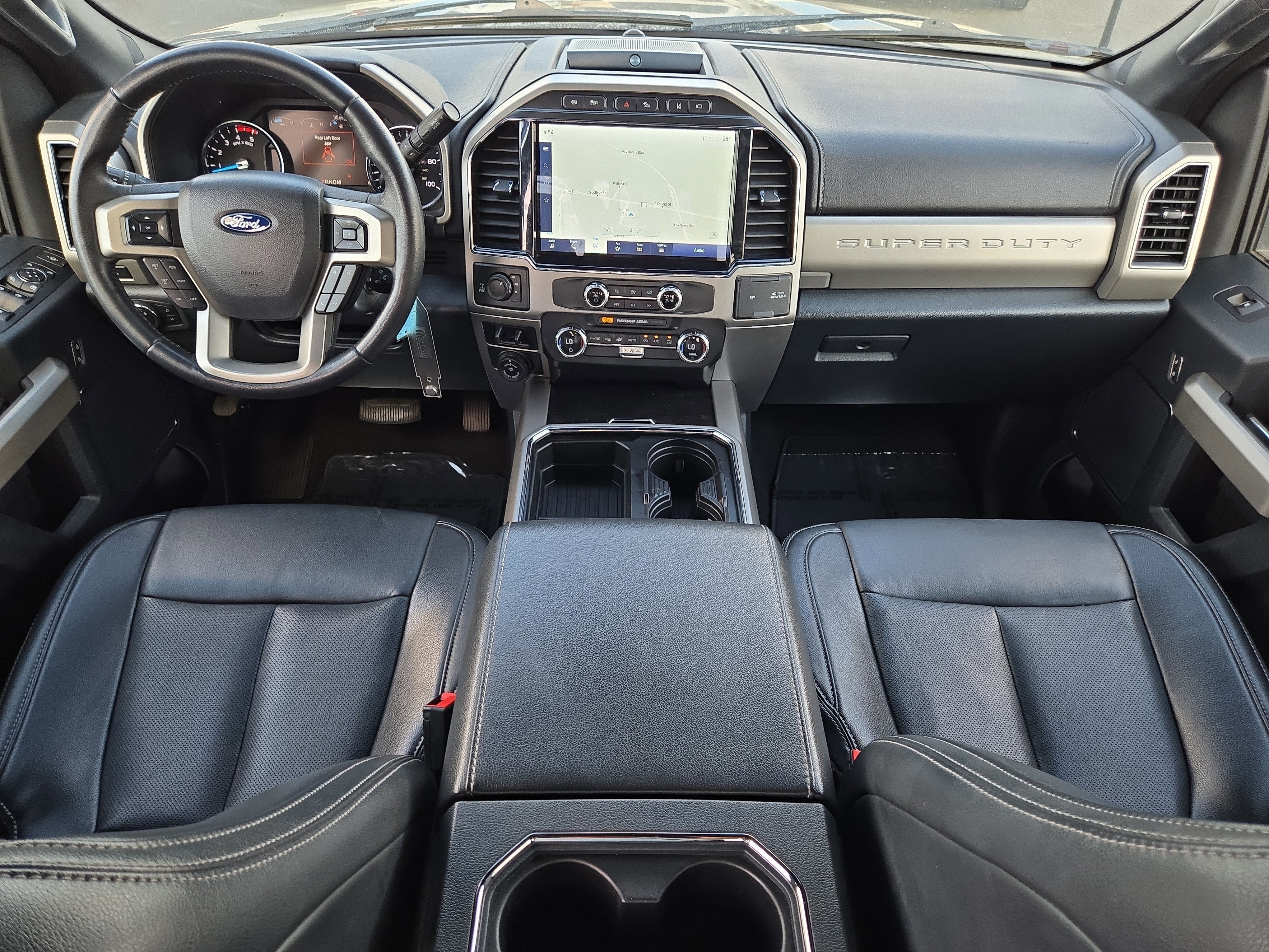 Certified 2022 Ford F350 Lariat w/ Tremor Off-Road Package image 17