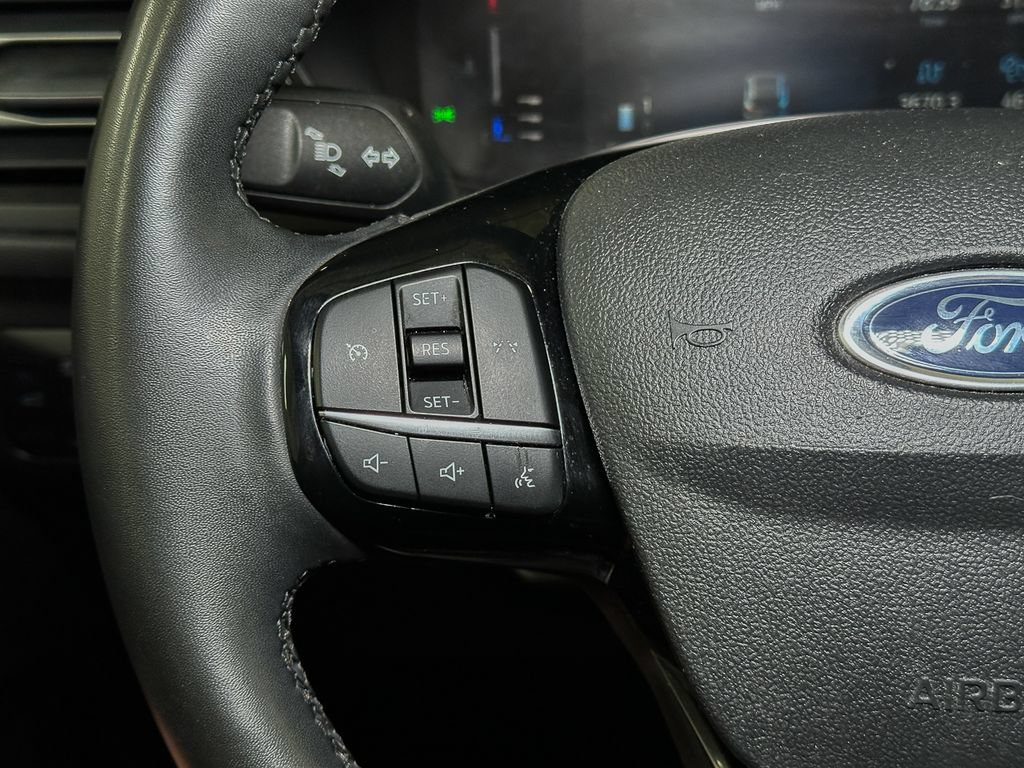 Certified 2024 Ford Escape Active AWD/4WD image 33
