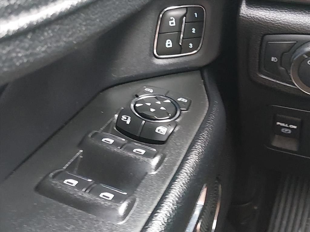 Certified 2021 Ford Expedition XLT RWD image 24