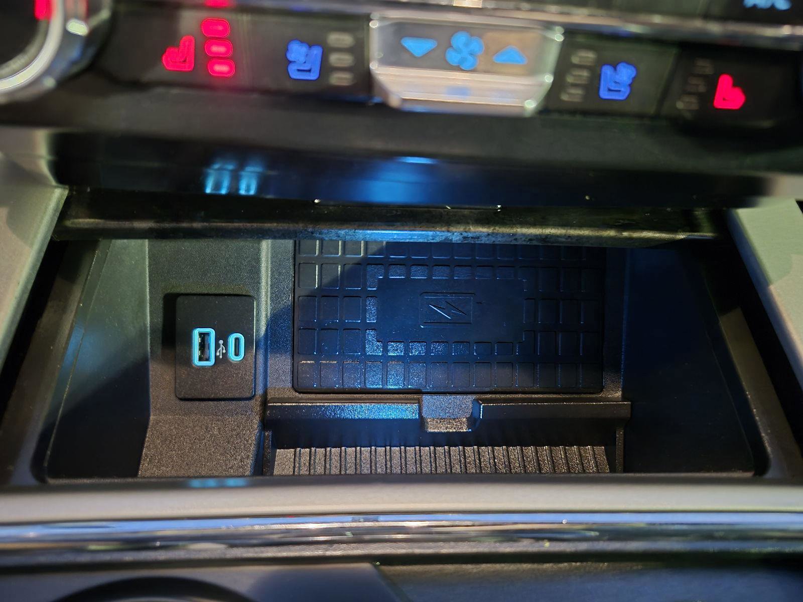 Certified 2022 Ford F250 Lariat w/ Lariat Ultimate Package image 25