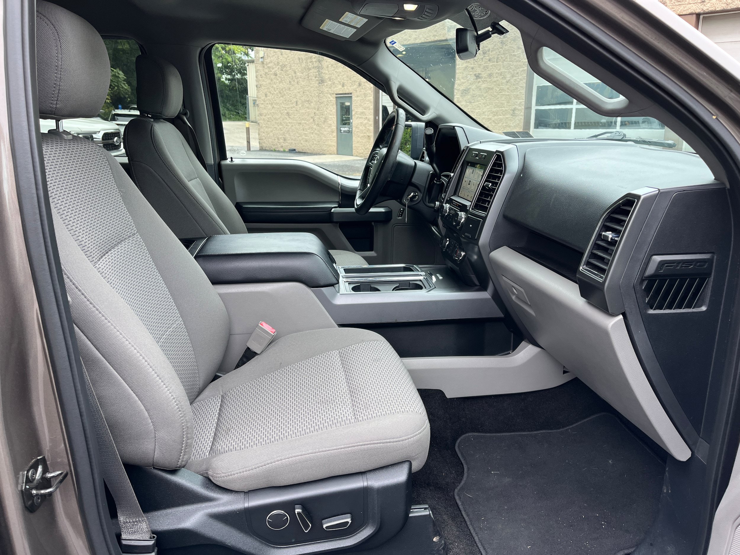 Certified 2018 Ford F150 4x4 SuperCrew image 6