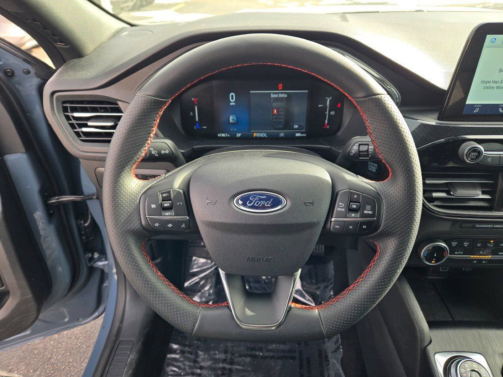 Certified 2025 Ford Escape ST-Line AWD/4WD image 30