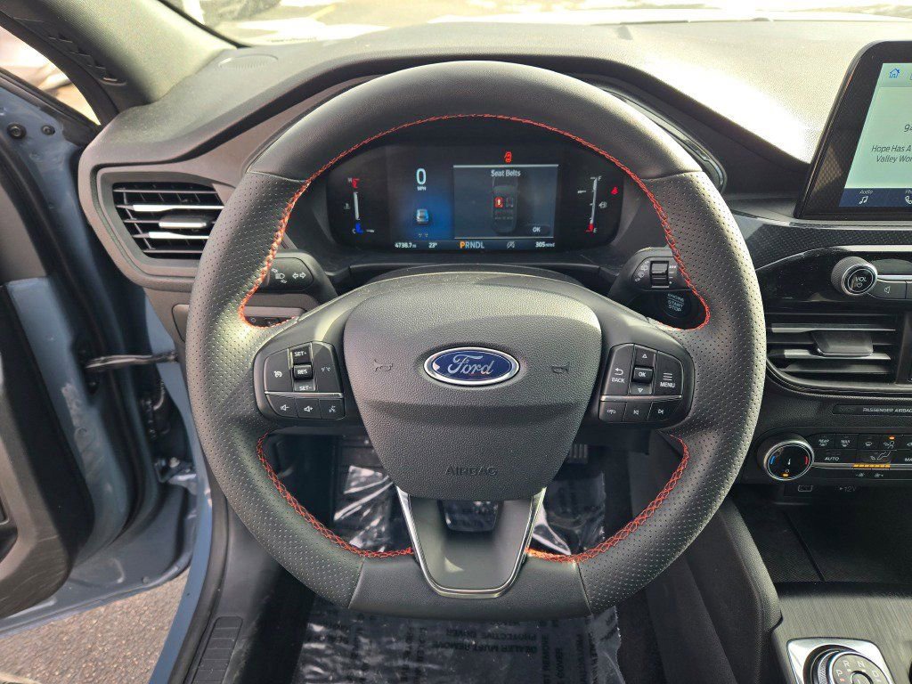 Certified 2025 Ford Escape ST-Line AWD/4WD image 30