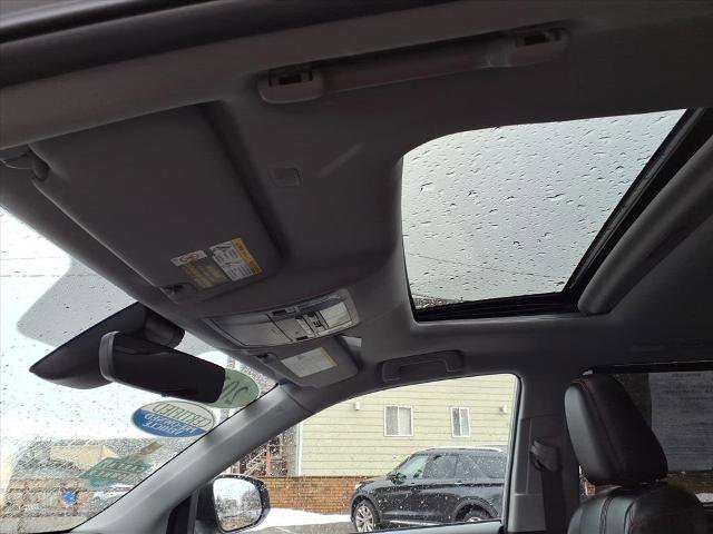 Used 2019 Toyota Highlander SE image 25