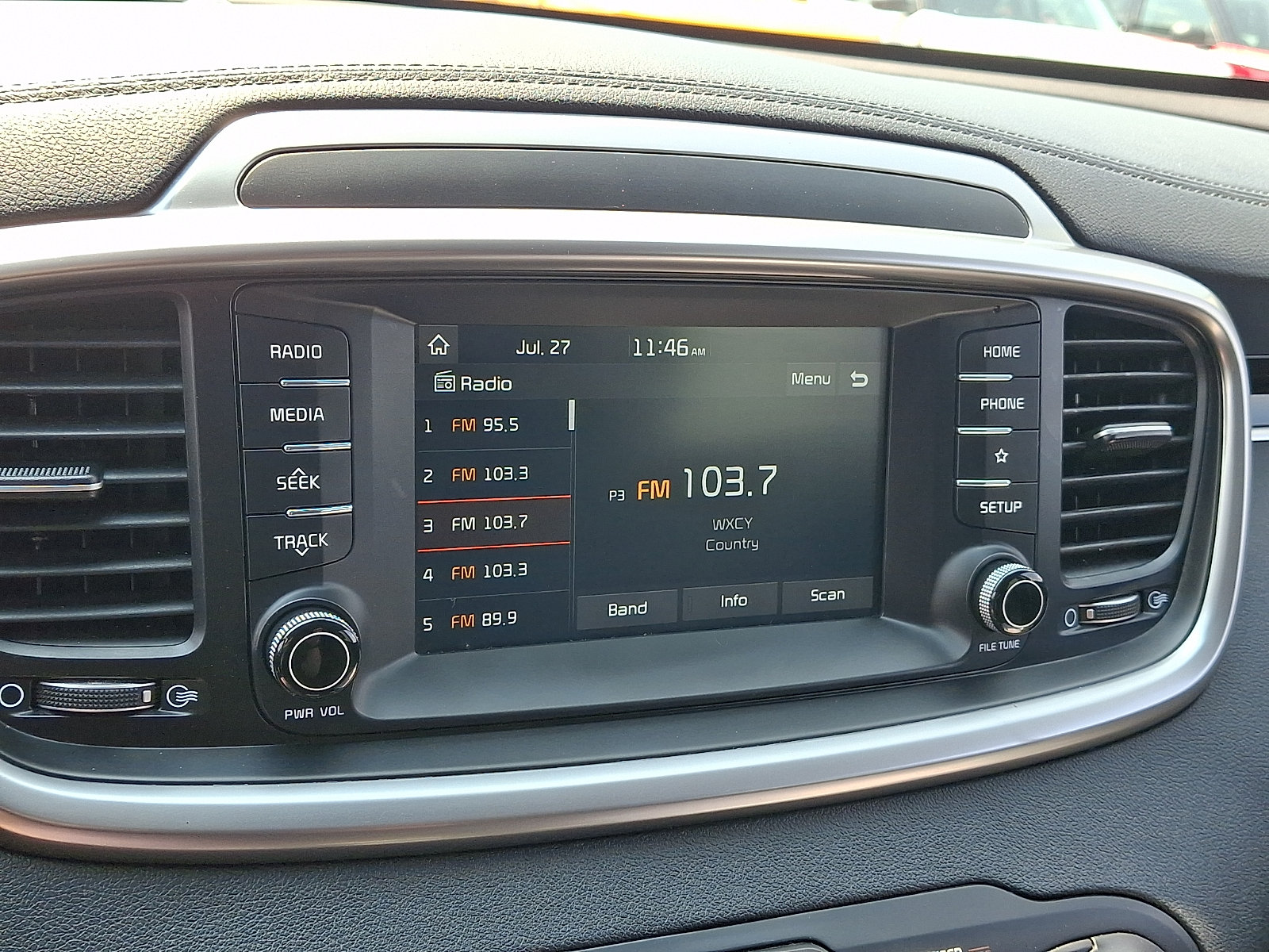 Used 2019 Kia Sorento L FWD image 23
