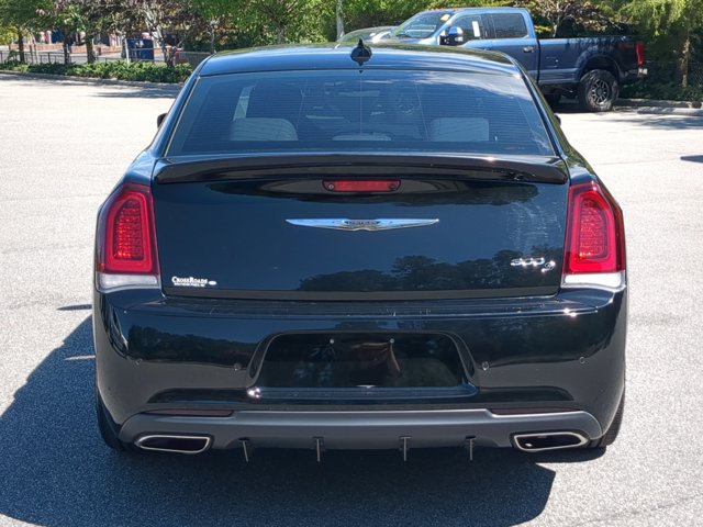 Used 2020 Chrysler 300 S w/ 300S Premium Group RWD image 5