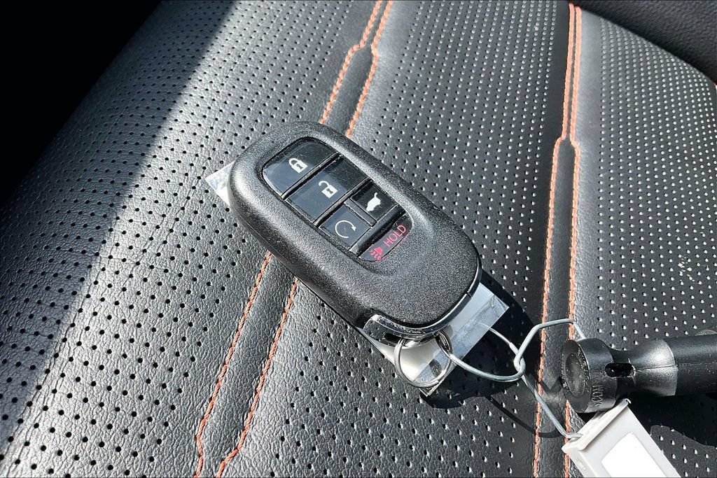 Used 2024 Honda CR-V Sport Touring image 11
