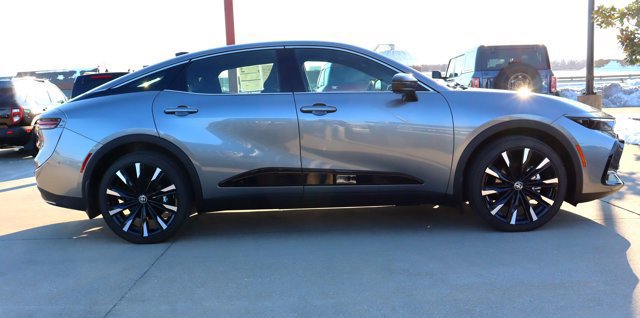 Used 2026 Toyota Crown Platinum image 6