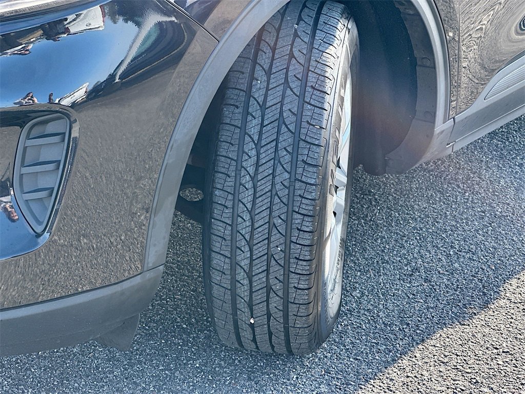 Certified 2021 Ford Escape S image 25