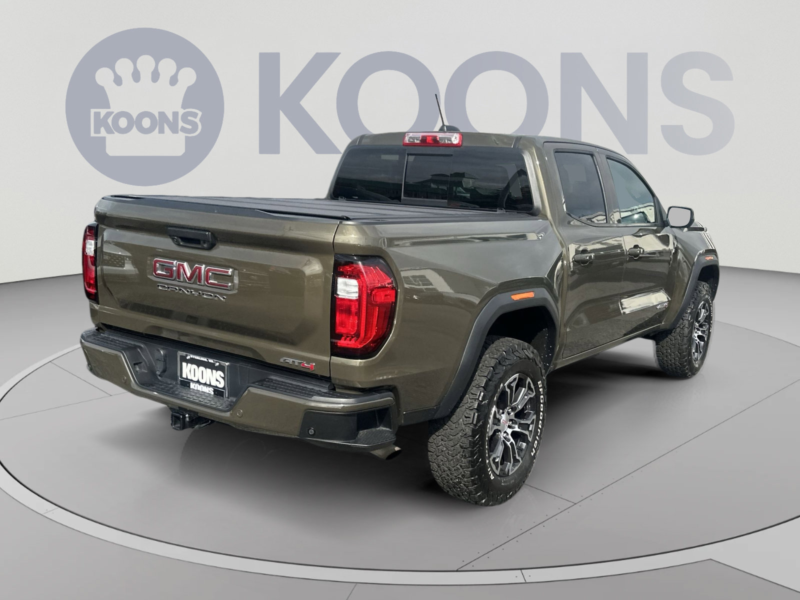 Used 2023 GMC Canyon AT4 w/ AT4 Premium Package AWD/4WD image 11