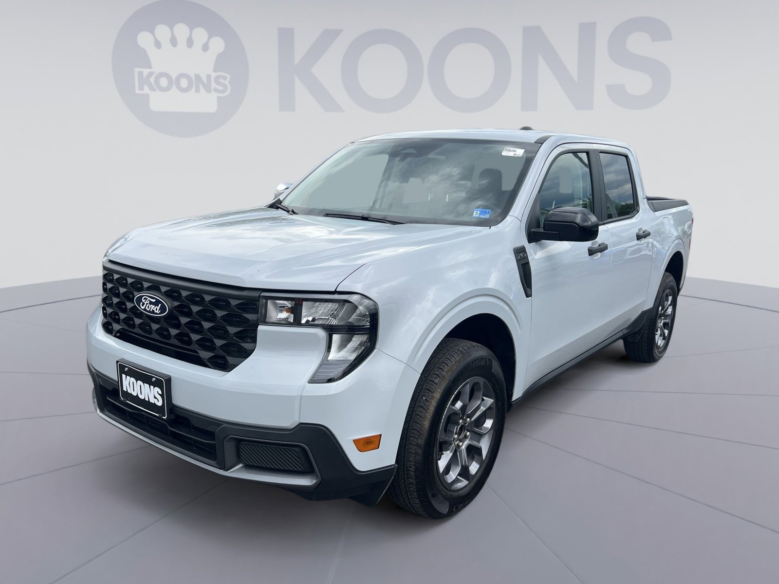 Certified 2025 Ford Maverick XLT w/ XLT Luxury Package AWD/4WD image 1