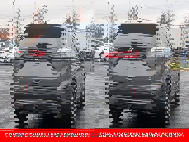 Certified 2022 Ford Edge SEL w/ Convenience Package image 5