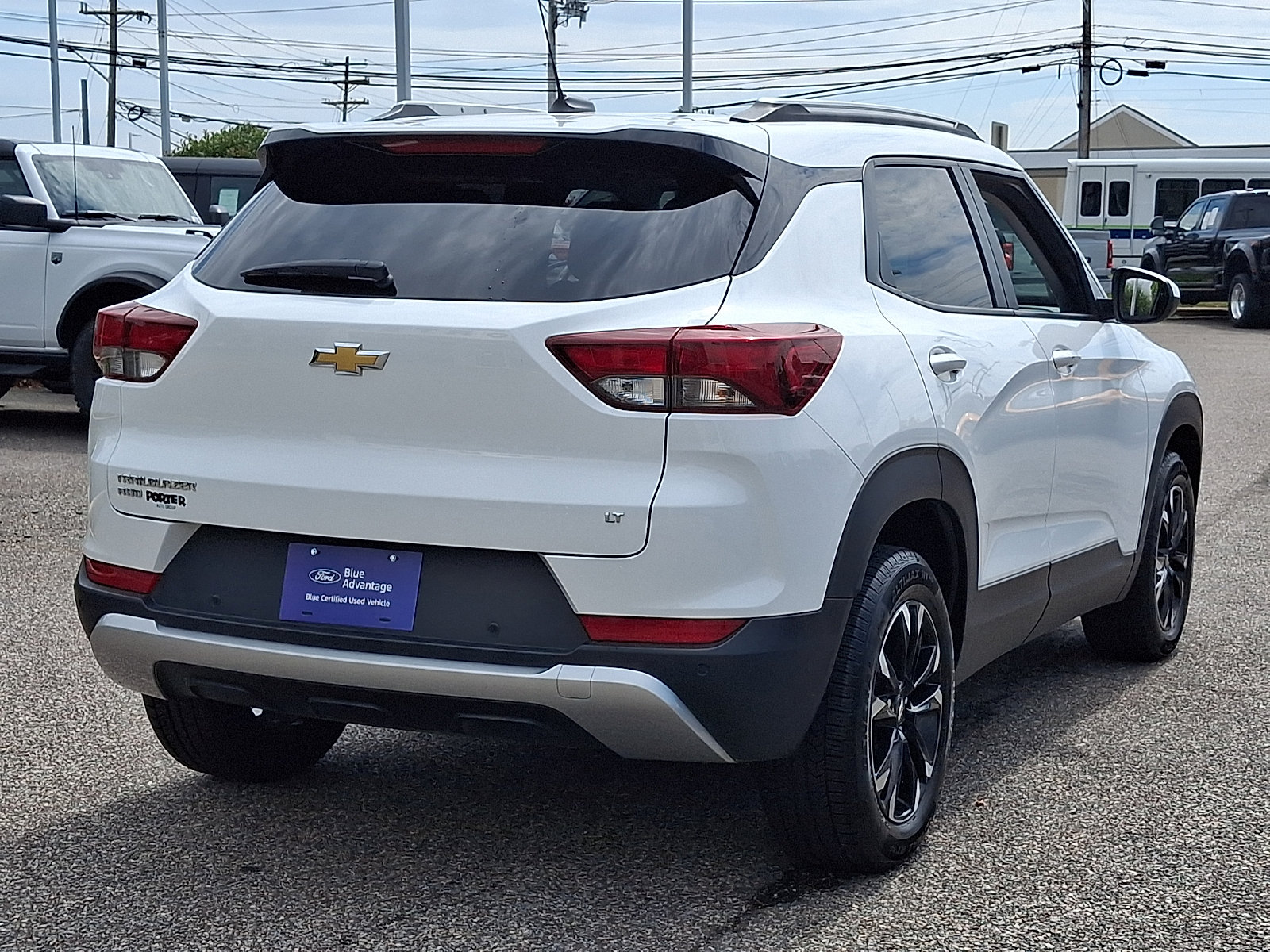 Used 2023 Chevrolet TrailBlazer LT w/ Convenience Package AWD/4WD image 10