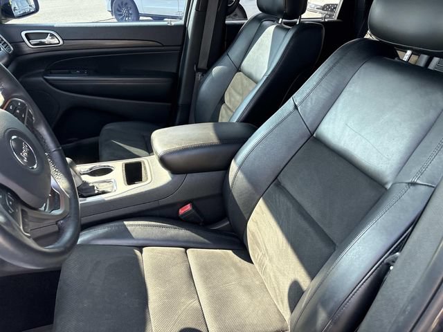 Used 2019 Jeep Grand Cherokee Altitude AWD/4WD image 25