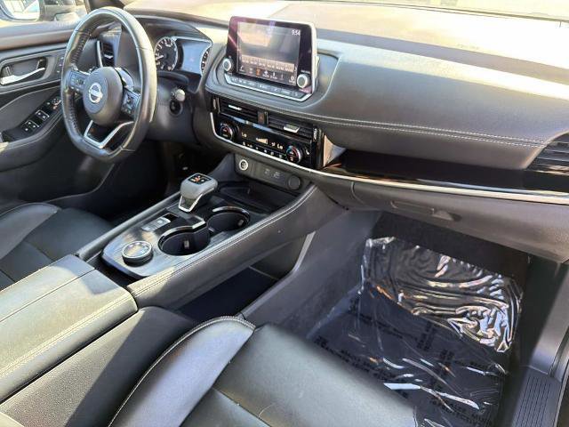Used 2023 Nissan Rogue SL image 27