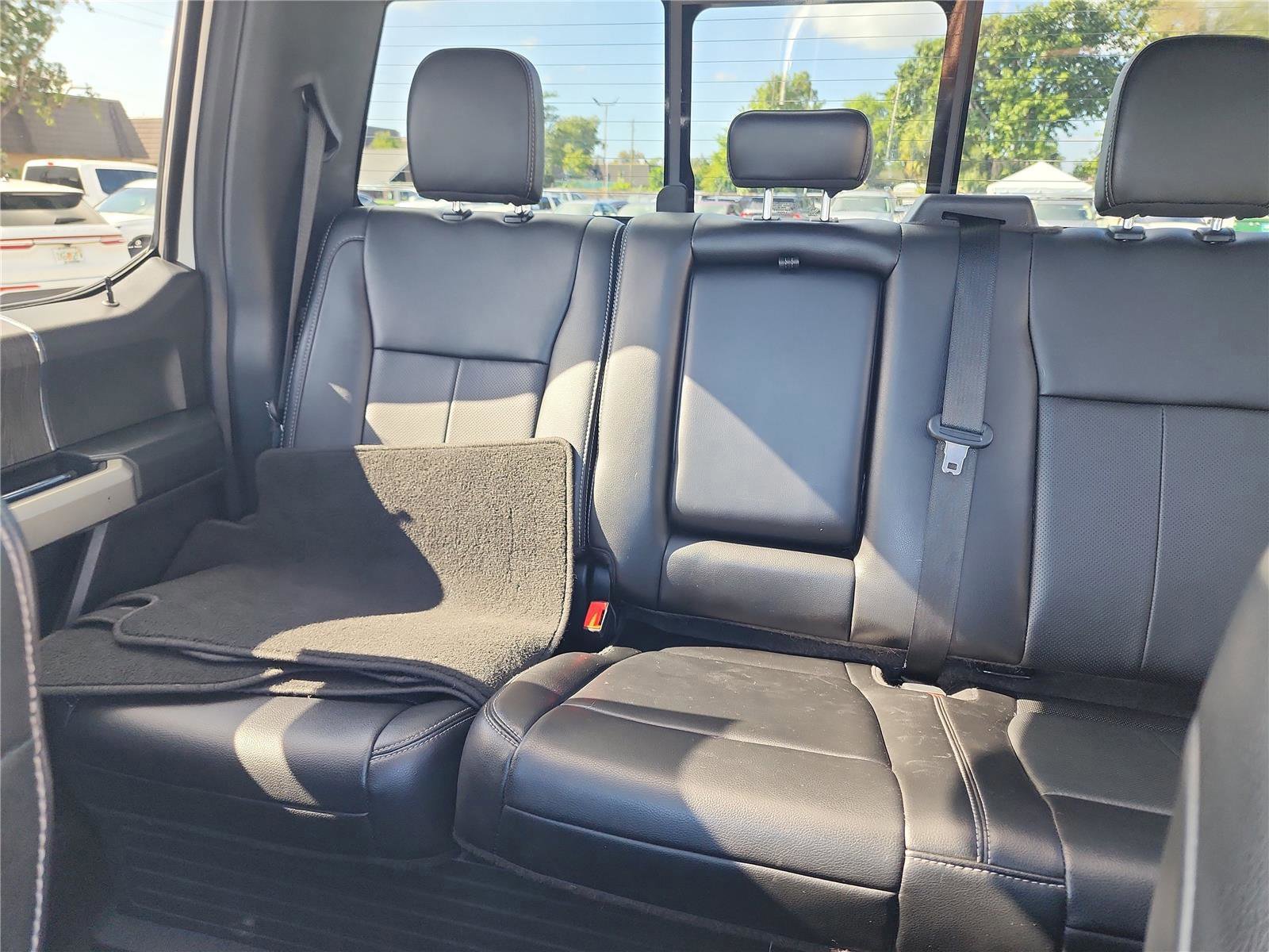 Certified 2020 Ford F450 Lariat w/ Lariat Ultimate Package image 19