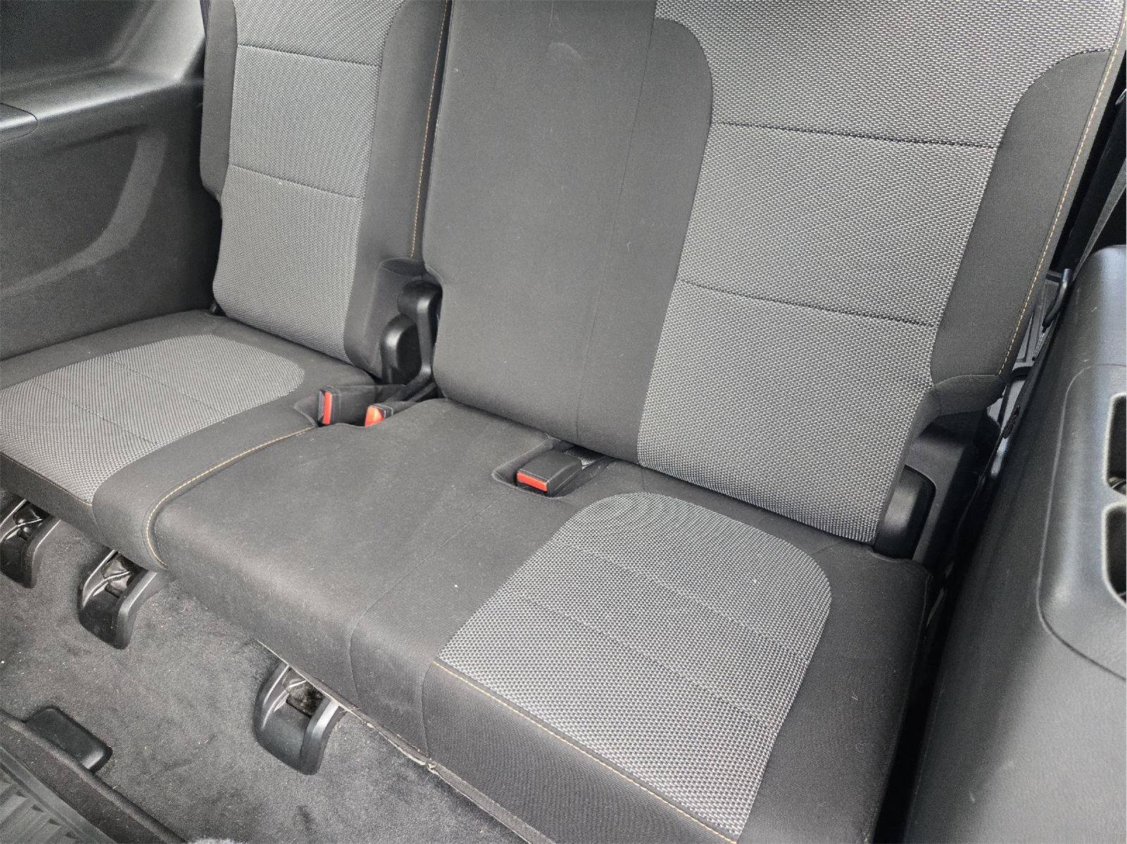 Used 2019 Chevrolet Traverse LT FWD image 29