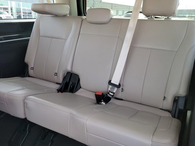Certified 2024 Ford Expedition Max XLT image 10