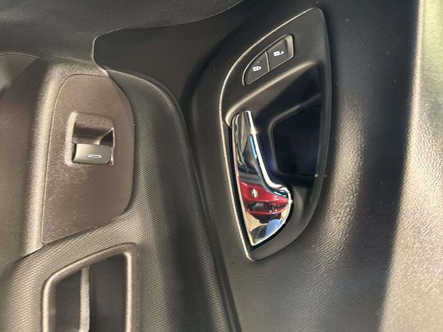 Used 2022 Chevrolet Equinox RS FWD image 17