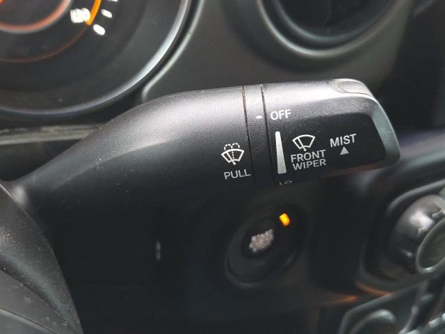 Used 2021 Jeep Gladiator Willys image 34