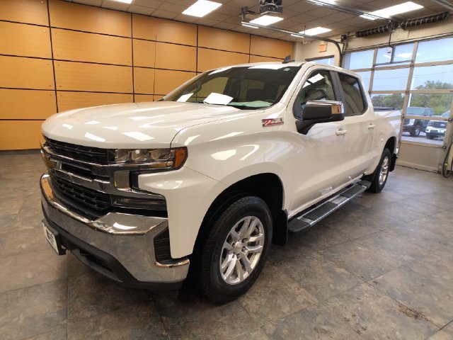 Used 2022 Chevrolet Silverado 1500 LT AWD/4WD image 3