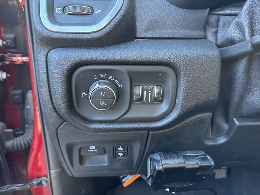 Used 2019 RAM 1500 Laramie image 8