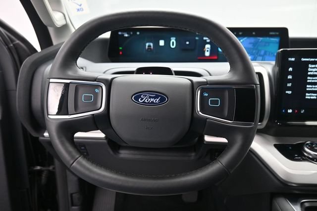 Certified 2026 Ford Expedition Active AWD/4WD image 16