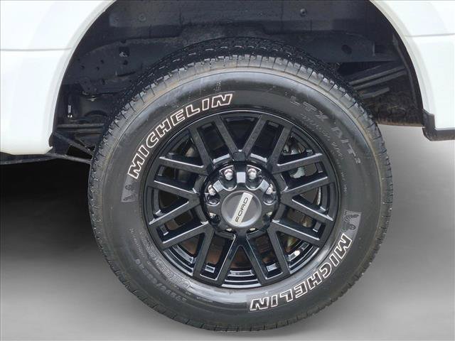 Certified 2022 Ford F250 Lariat w/ Black Appearance Package AWD/4WD image 22