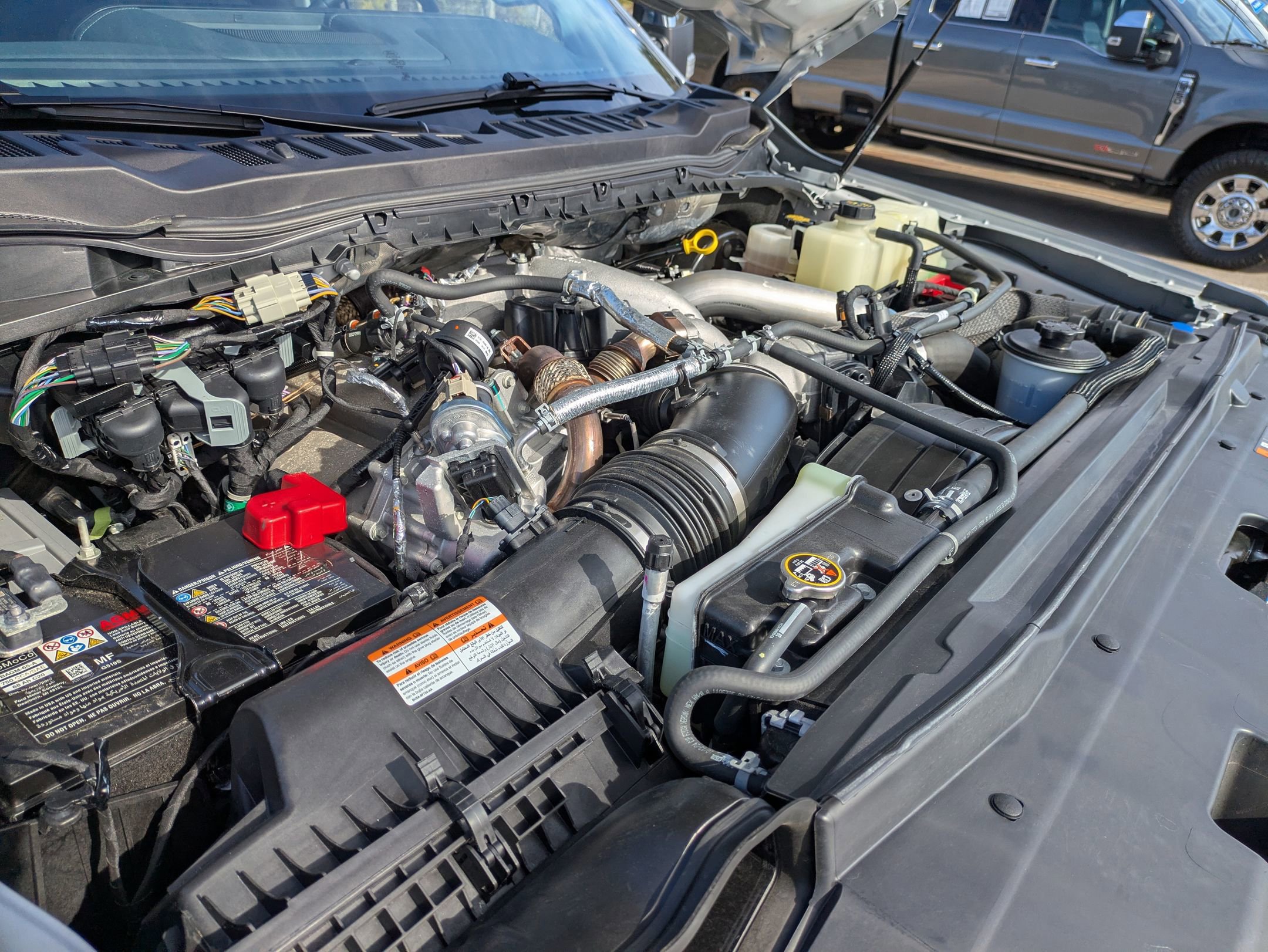 Certified 2024 Ford F350 Lariat w/ Chrome Package image 46