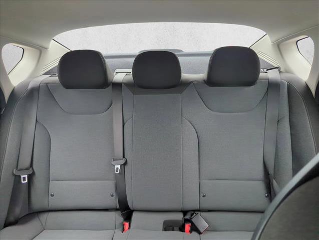 Used 2025 Kia K4 FWD image 25