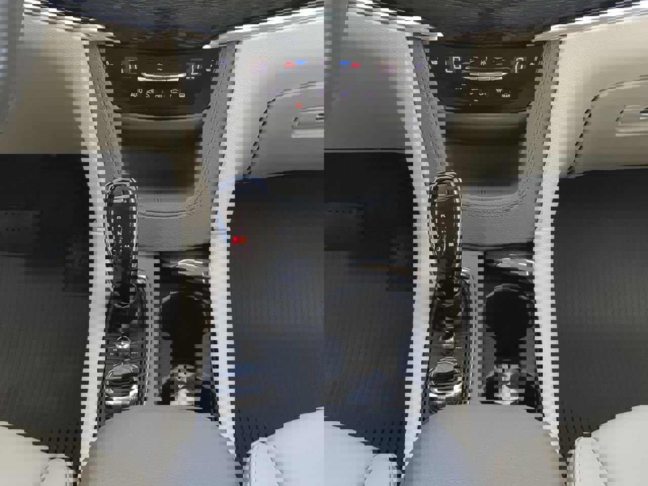 Used 2020 Cadillac XT6 Premium Luxury image 17