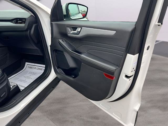 Certified 2023 Ford Escape Platinum AWD/4WD image 20