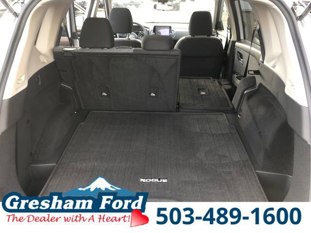 Used 2021 Nissan Rogue SV image 29