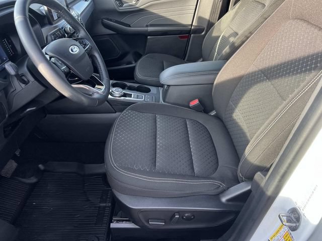 Certified 2023 Ford Escape Active AWD/4WD image 16