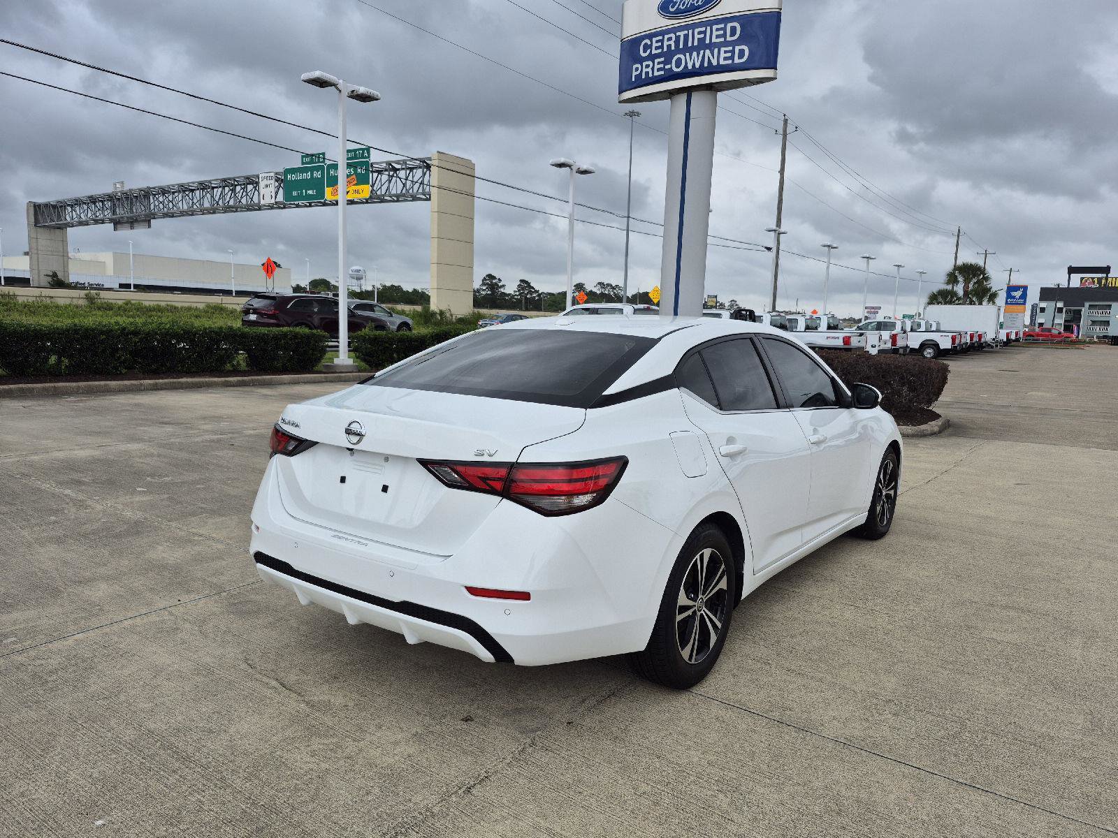 Used 2022 Nissan Sentra SV w/ All-Weather Package FWD image 14