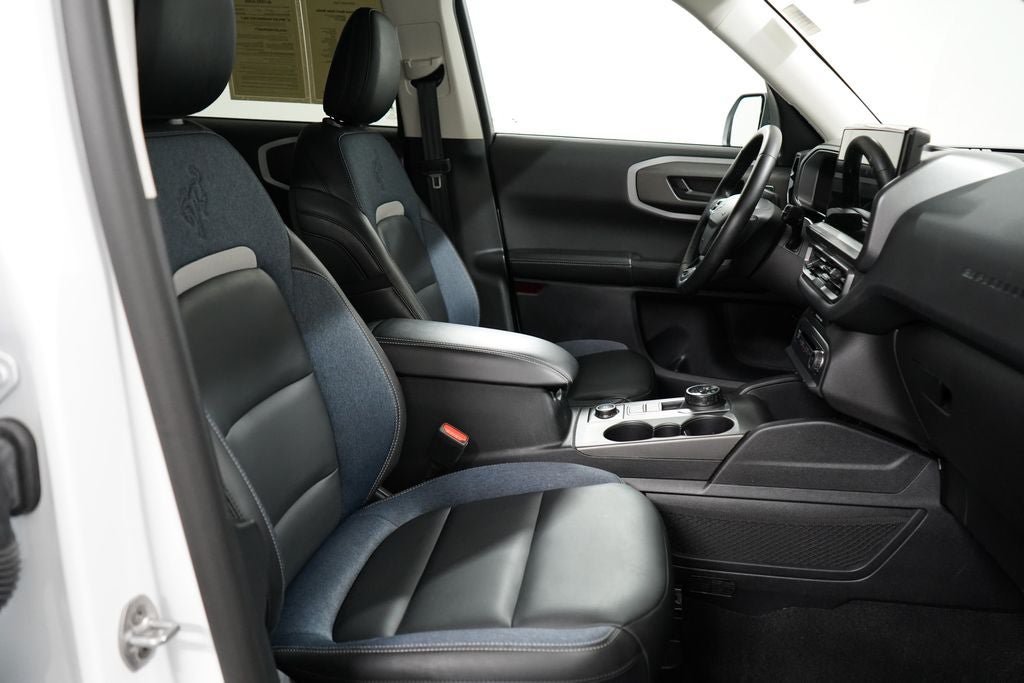 Certified 2025 Ford Bronco Sport Outer Banks w/ Outer Banks Tech Package+ AWD/4WD image 26