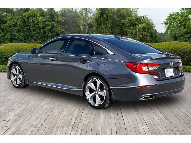 Used 2019 Honda Accord Touring image 4
