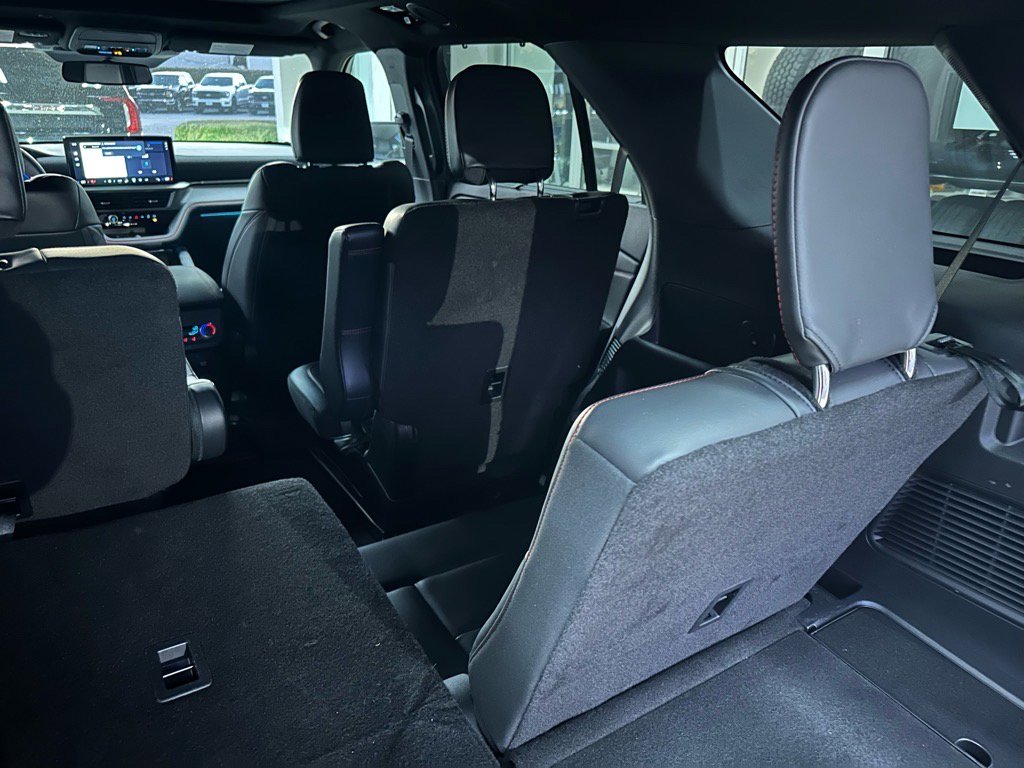 Certified 2025 Ford Explorer ST-Line w/ Premium Package image 30
